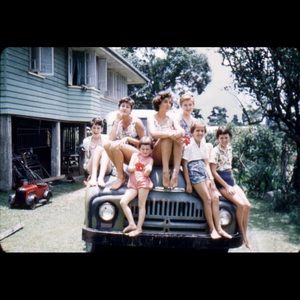 Meet your Posher, Polly